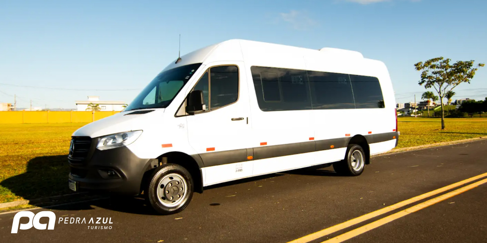 Locação de Ônibus, Micro-Ônibus, Vans e Veículos no ES Transporte Corporativo: Benefícios do Fretamento para Empresas no Espírito Santo