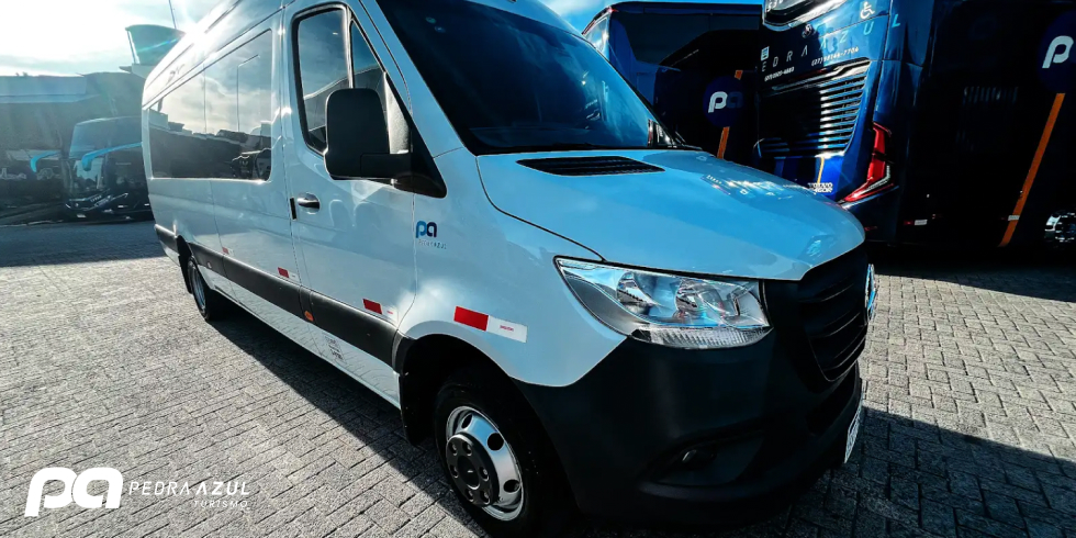 Locação de Ônibus, Micro-Ônibus, Vans e Veículos no ES Transporte Corporativo: Benefícios do Fretamento para Empresas no Espírito Santo