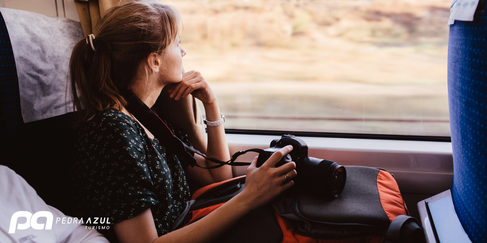 Locação de Ônibus, Micro-Ônibus, Vans e Veículos no ES Viagens Interestaduais com Mais Tranquilidade: Benefícios de Alugar um Ônibus