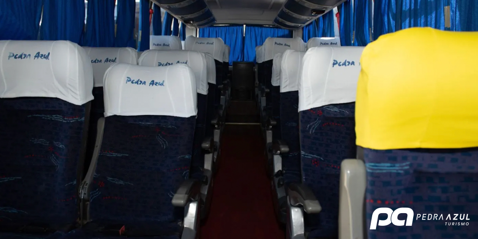 Por Que o Micro-ônibus é Tão Versátil em Eventos e Traslados
