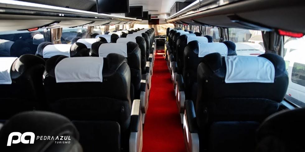 Réveillon: Organize a Locação de Ônibus com Antecedência
